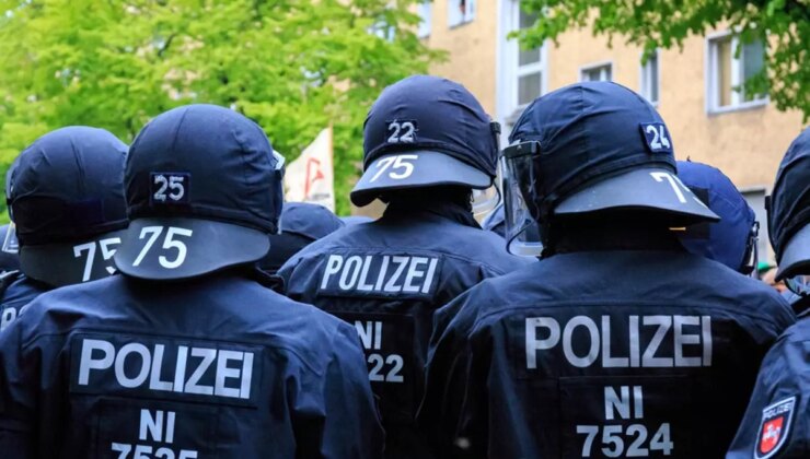 Alman polisinden Gazze’ye destek eylemine müdahale! Çok sayıda kişi gözaltında