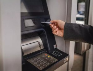 ATM’lerde yeni dönem! Bunu yapmayan para çekemeyecek