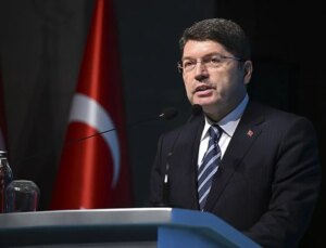 Bakan Tunç: 700 kişinin tahliye edileceği yalan, şehit ailelerini incitecek adım olmaz