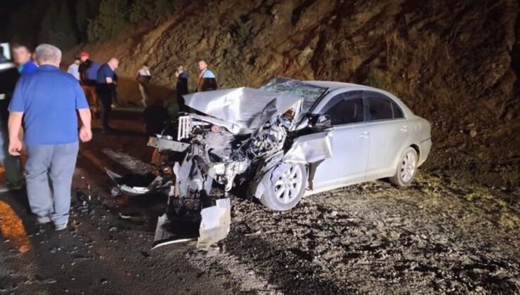 Bursa’da otomobil, yangın tankerine çarptı: 2 yaralı