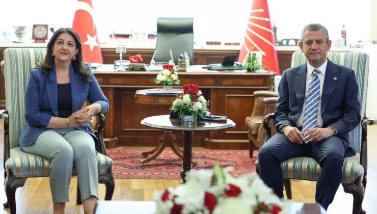 DEM Parti’den CHP’ye ziyaret: Farklı beklentiler olduğu için komisyon meselesini daha detaylı tartıştık