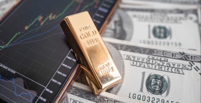 Dolar ve altın yatırımcıları için çember daraldı: Gözler yarın 21.00'e çevrildi