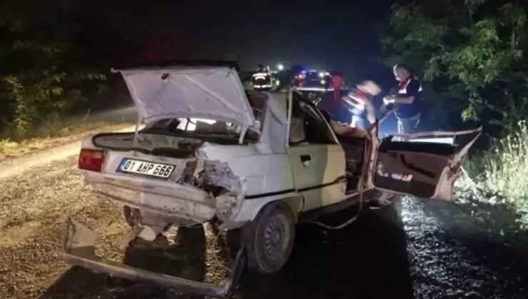 Feci kaza! Araç hurdaya döndü, 4 kişi yaralandı