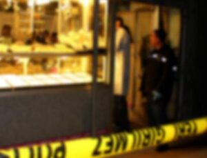 Gaziantep’te altın hırsızları polise ateş açtı: 4 polis yaralandı