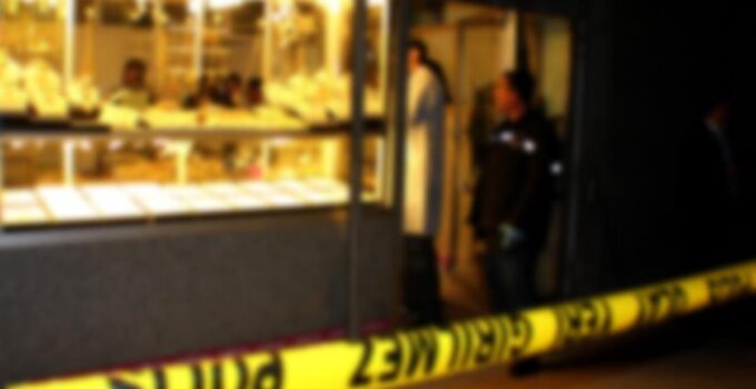 Gaziantep’te altın hırsızları polise ateş açtı: 4 polis yaralandı