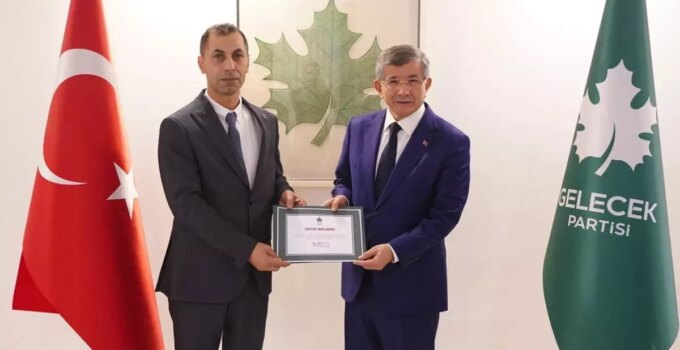 Gelecek Partisi İzmir İl Başkanı gözaltına alındı! Suçlama yüz kızartıcı