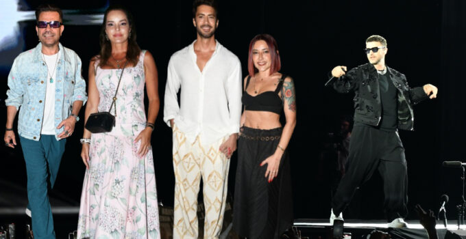 Justin Timberlake konserine ünlü akını