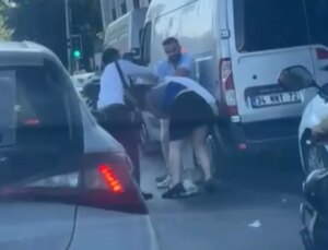 Kadın yolcu araçta sigara içmesine karşı çıkan taksiciye saldırdı