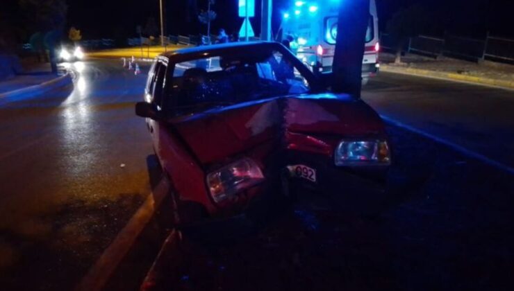 Kocaeli’de otomobil ağaca çarptı: 5 yaralı