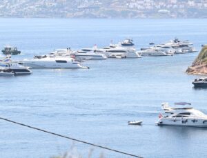 Lüks tekneler, marina ücretinden kaçıyor