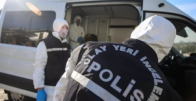 Sancaktepe’de aile katliamı! Anne ve babasını öldürdü