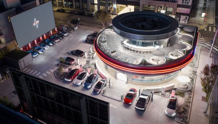 Tesla restoran açtı!