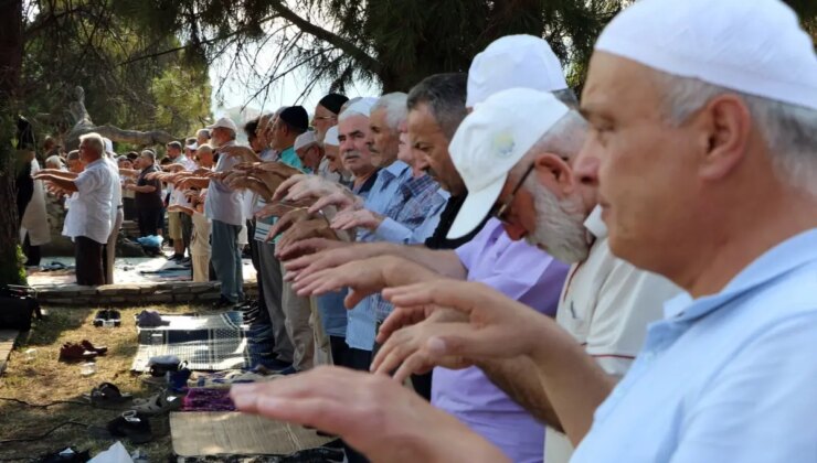 Yangınların 1 haftadır sürdüğü Karabük’te halk yağmur duasına çıktı