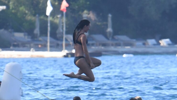 Yasemin Özilhan’ın tekne  keyfi
