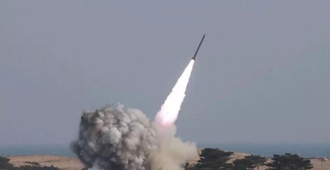 Yemen’den İsrail’e balistik füze saldırısı
