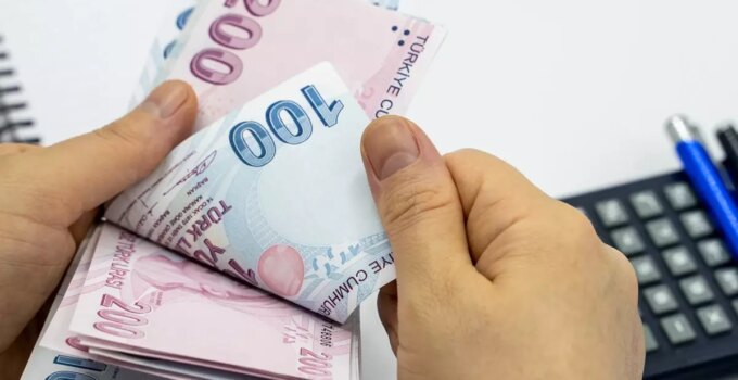 600 bin kamu işçisinin zammında anlaşma sağlandı