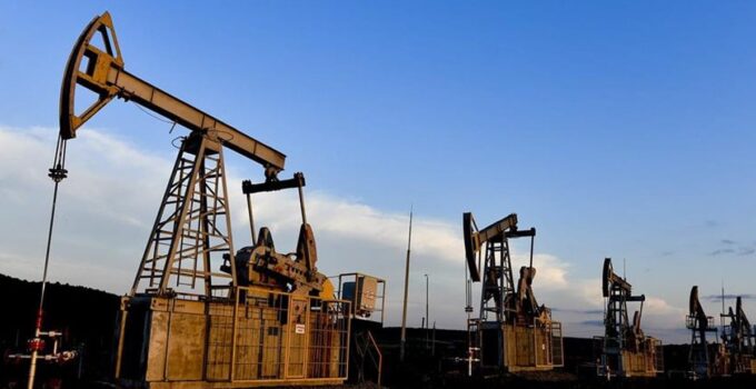 ABD'nin petrol sondaj kulesi sayısı azalmaya devam ediyor