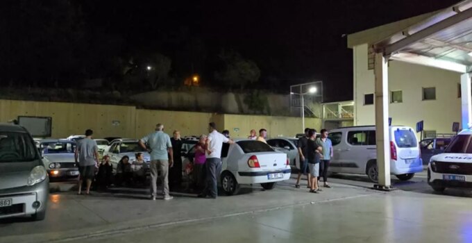 Adana’da uçuruma yuvarlanan otomobilde 5 kişi hayatını kaybetti