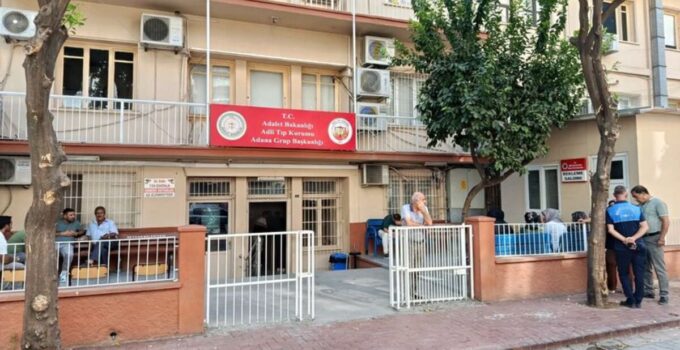 Adana’da sokakta silahlı saldırı: 1 ölü!