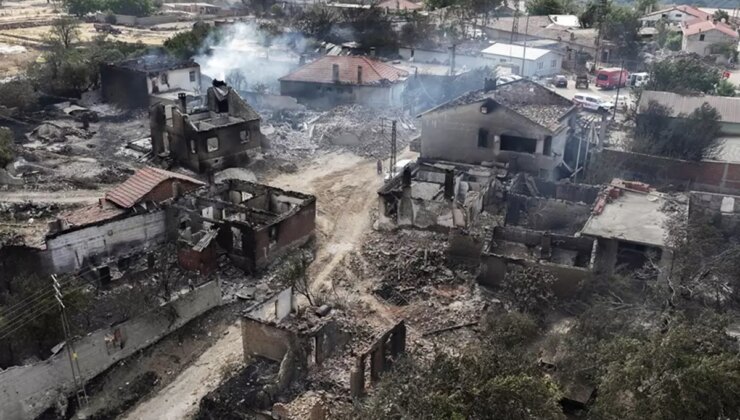 Alevlerin sardığı köyde kayıp büyük: 2 ton yağım vardı, hepsi yandı