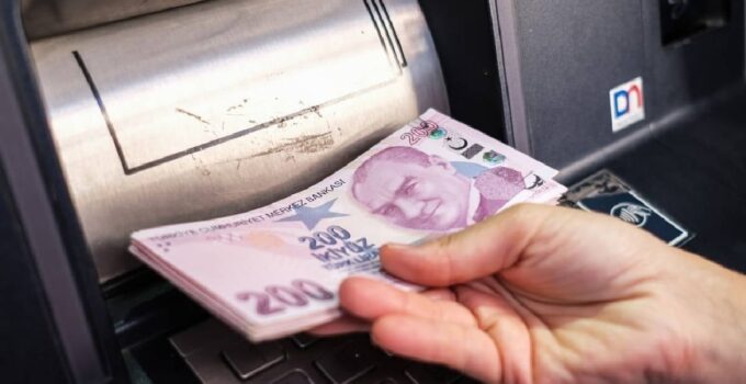 Bankada parası olan herkesi ilgilendiren karar: Yıl sonuna kadar uzatıldı