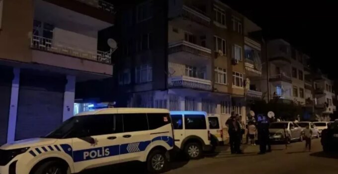 Boşandığı eşini bıçakla ağır yaraladı