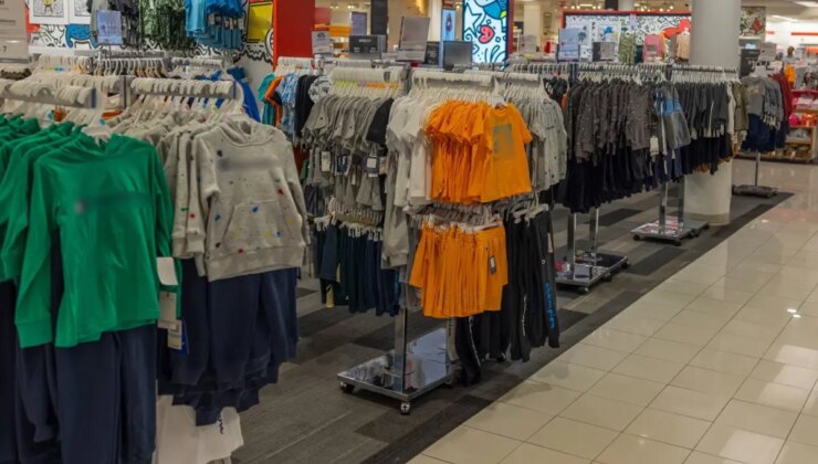 Çocuk eşofmanında gizli tehlike! Raf ve depodaki tüm stoklar toplatılıyor