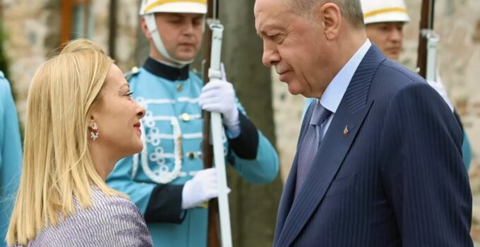 Cumhurbaşkanı Erdoğan, Meloni ve Dibeybe’yi kabul etti