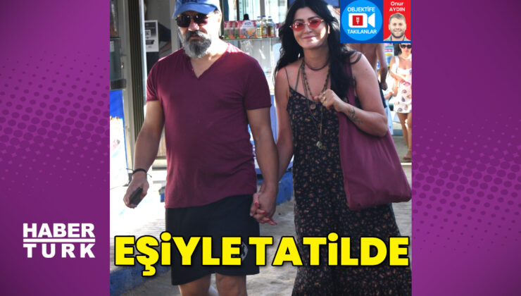 Deniz Çakır tatilde
