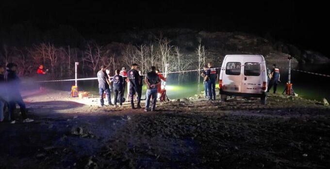 Denizli’de hafta sonu tatili için gittiği gölette boğuldu