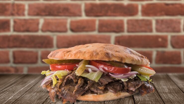 Döner krizi kapıda: Kıtlık riskiyle fiyatlar 10 euroyu geçebilir