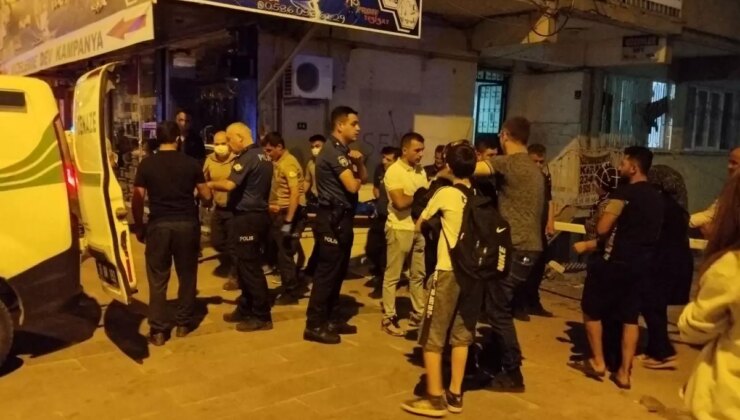 Eşini tabancayla öldürüp aynı silahla intihar etti