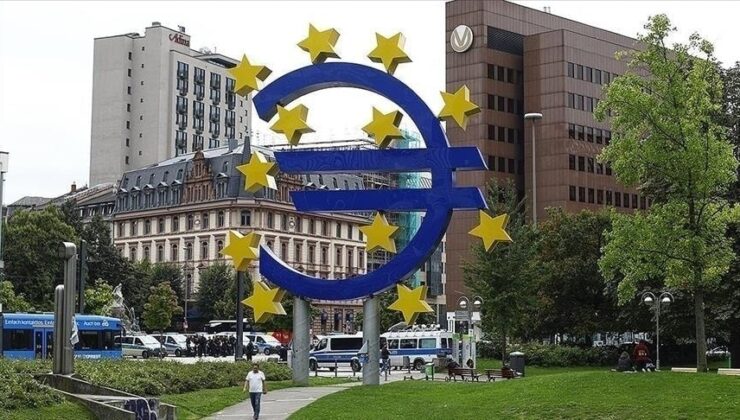 Euro Bölgesi'nde inşaat üretimi haziranda düştü