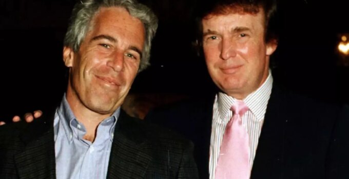 FBI’ın, Trump’ın adını Epstein dosyasından sildiği iddia edildi