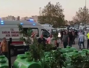 Freni boşalan tır, iş yerine daldı! 3 kişi yaralandı