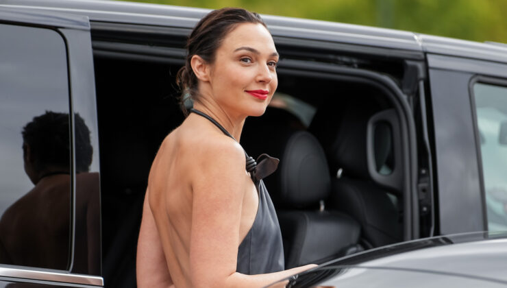 Gal Gadot, tepkiler nedeniyle Venedik Film Festivali’ne katılmaktan vazgeçti