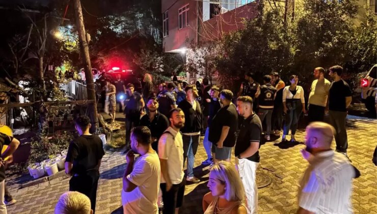 Genç kadın sokak ortasında satırla boğazı kesilerek öldürüldü