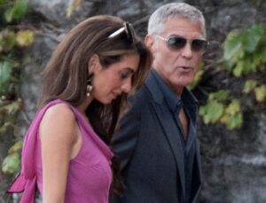 George Clooney ile Amal Clooney, dostlarını ağırladı
