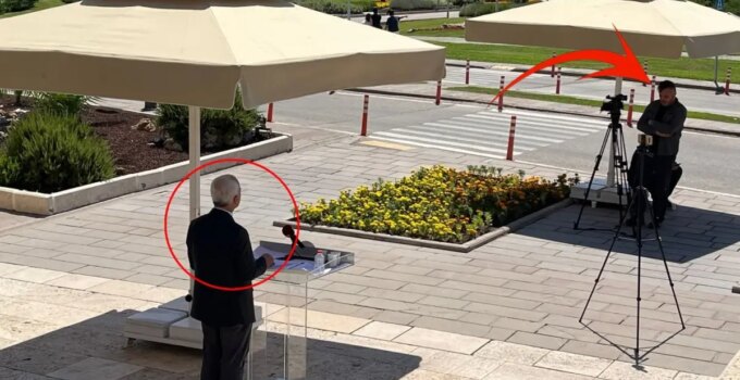 Görüntü TBMM’den! Basın toplantısı yapan milletvekilini sadece bir kişi dinledi