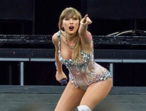 Grok, Taylor Swift’i soydu