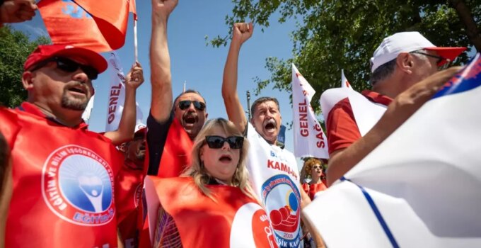 Hakem Kurulu’nun memur zammıyla ilgili ilk toplantısı sona erdi! Rakam 5 gün içerisinde açıklanacak