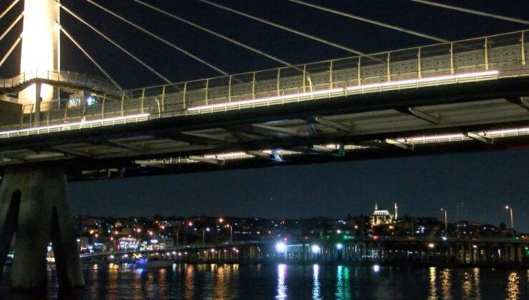 Haliç Metro Köprüsü’nden denize düşen kişi kayboldu