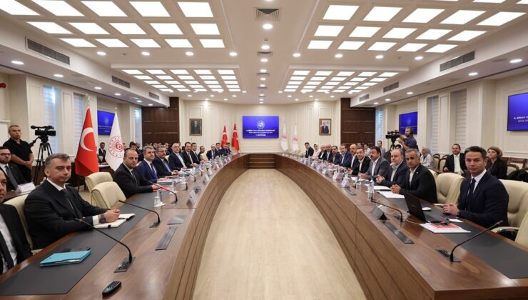 Hazine ve Maliye Bakanı Mehmet Şimşek acı ilacı memurun önüne koydu