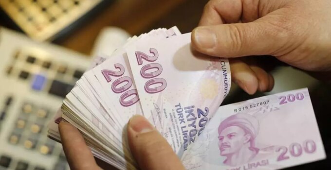 Hükümetin zam teklifine Memur-Sen’den ilk tepki: Ortada pazarlık yapacak bir teklif yok