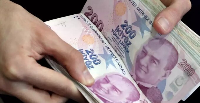 Hükümetten memurların taban aylığına bin lira zam teklifi