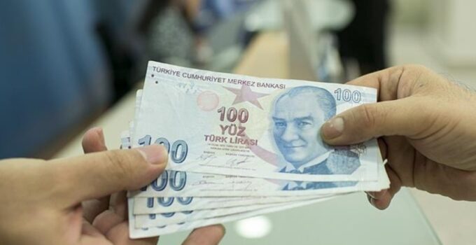 İktidar oy için emekliye kesenin ağzını açabilir!