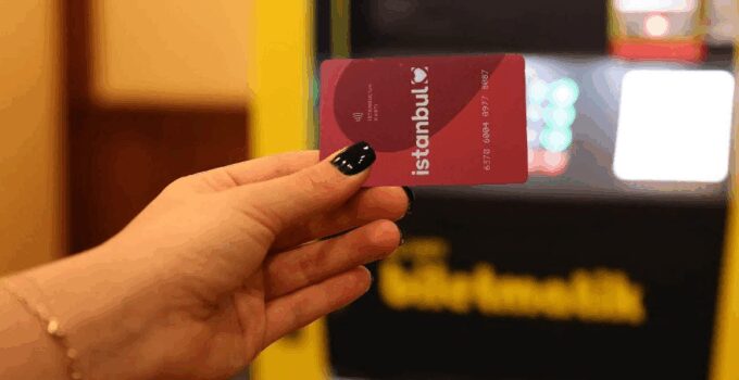 İstanbulkart kullanıcılarının birçoğu hala habersiz: Ücretsiz geçiş için bu işlem zorunlu!