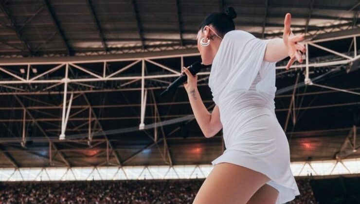 Jessie J, kanseri yendi bir iste hazırladı