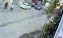 Kamyona yol verdi duran araca çarptı!