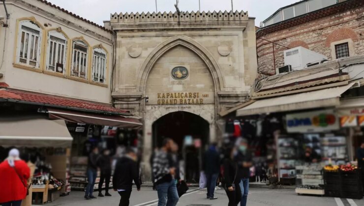 Kapalıçarşı’ya 1 milyar 250 milyonluk operasyon! 23 iş yeri basıldı, 40 kişi gözaltında